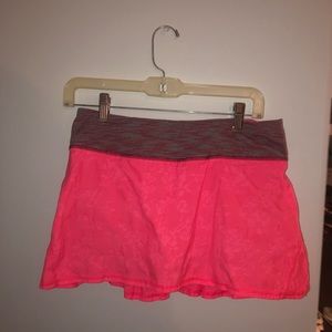 Pink Lululemon running skirt
